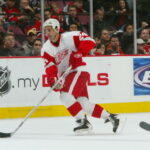 Chris Chelios; sweater number 24